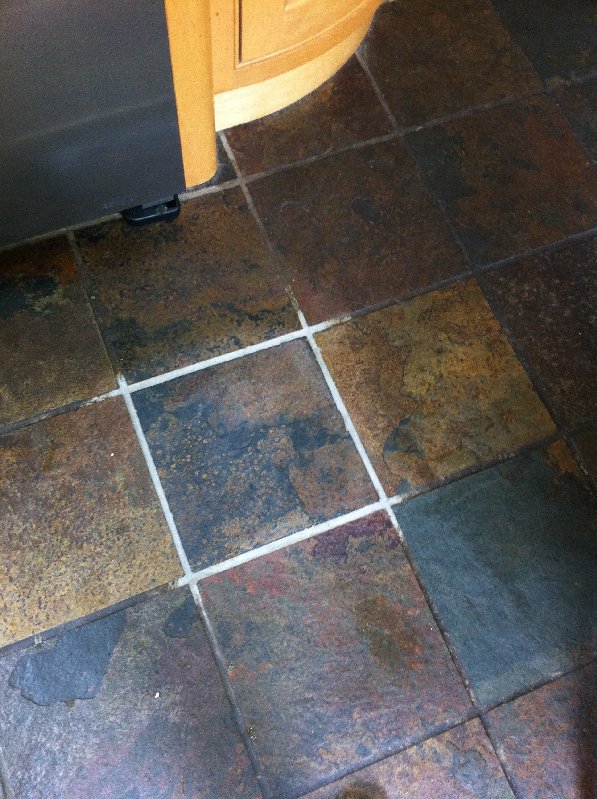 Case Study Showing Slate Floor Cleaning, Black Slate Floor Tiles Cleaning